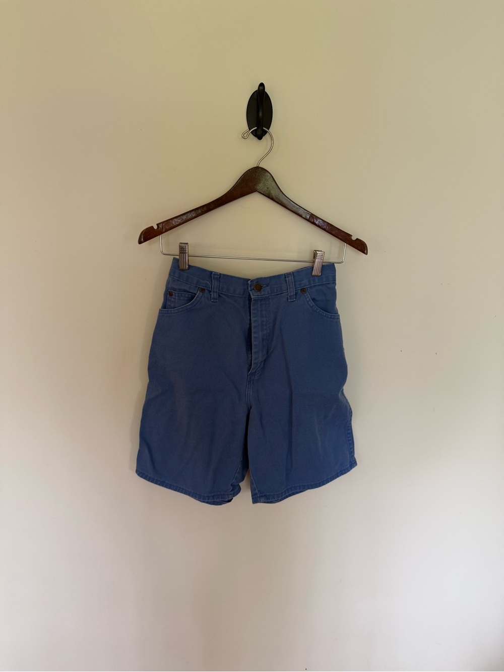 Vintage High-Rise Women’s Jean Shorts in Denim Blue